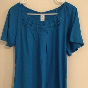 AVON Pretty basket weave top, blue/azure